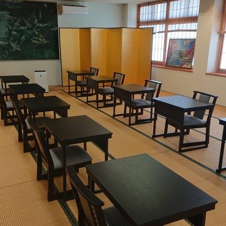 ≪Available for up to 60 people≫ We have two rooms that can seat up to 30 people per room.Available for 10 people or more.We will create the layout of the seats according to the usage scene of meals such as Buddhist memorial services, celebrations, banquets and dinners.Please feel free to contact us by phone.