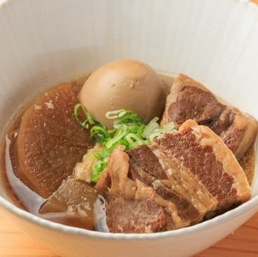 【じっくり煮込んだ】とろけるような食感がたまらないトロトロ豚の角煮