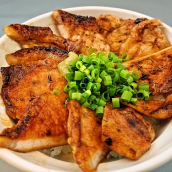 [Click here for takeout!] Yakiton Izo's recommendation ♪ Special pork bowl