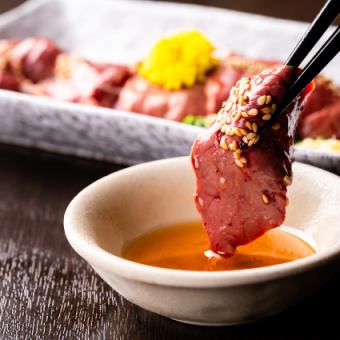 【当店おすすめコース】定番人気！和牛ローストビーフ等全7品+3時間飲み放題付き4000円(税込)