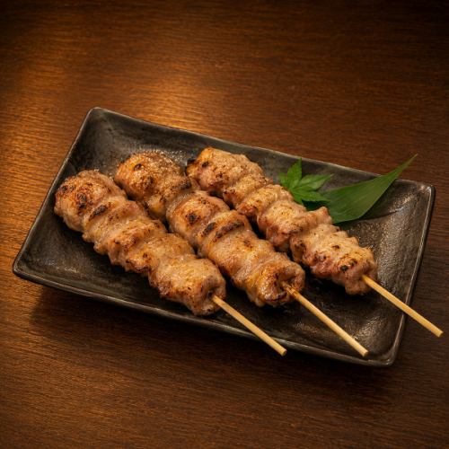 牛ハラミ串（2本）