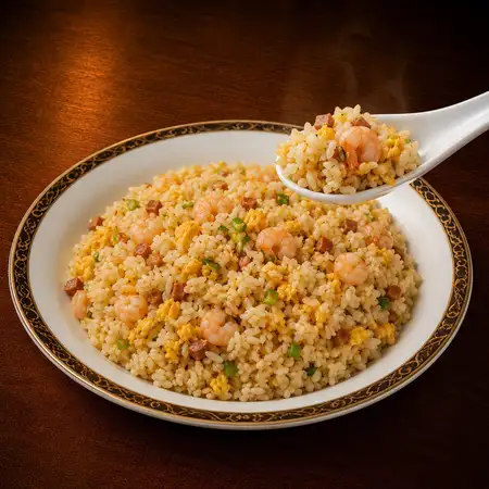 たっぷり鮭チャーハン