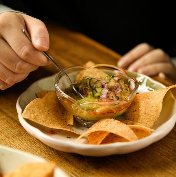 『おつまみアボカドディップ』