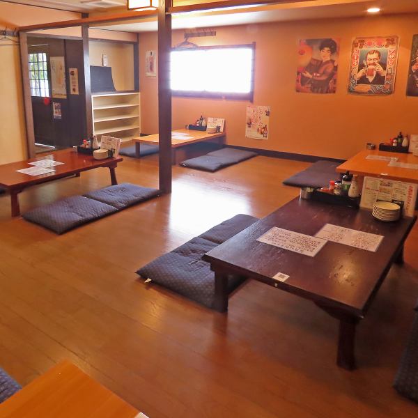 大型宴会にも対応可能な広々としたお座敷を完備し、仲間同士や会社の飲み会まで幅広いシーンにぴったりです◎テーブルレイアウトを柔軟に変更できるため、大人数でも快適に過ごせます★アットホームながら開放感のある雰囲気で、どなたでもリラックスできる空間づくりを心掛けています！