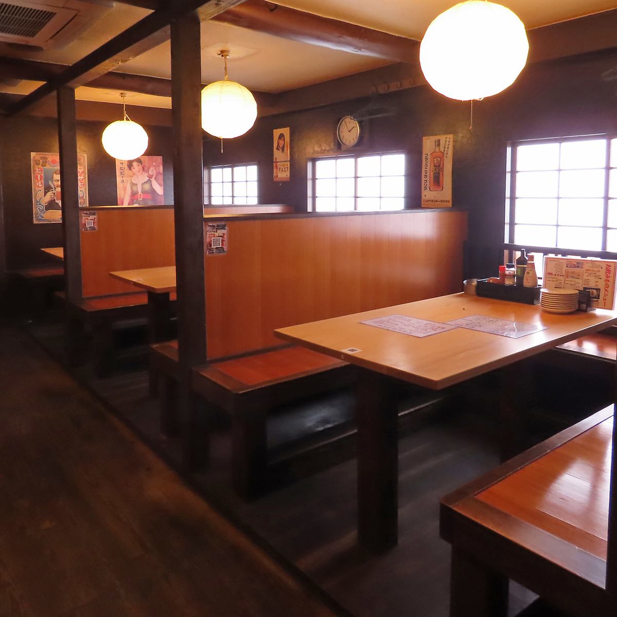 落ち着く空間で上質な肴と酒を心ゆくまで楽しめる大人の店です。