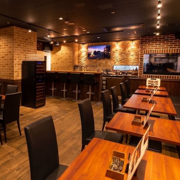 ソファ席もございます。ゆったりした空間で記念日や誕生会を楽しむよし、女子会でワイワイ楽しむもよし！