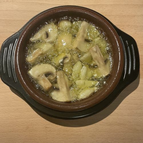 粒ニンニクとマッシュルーム