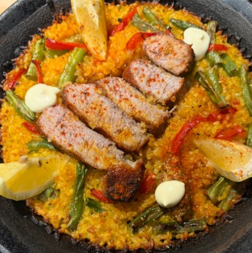 スペイン産ガリシアポークのパエリア