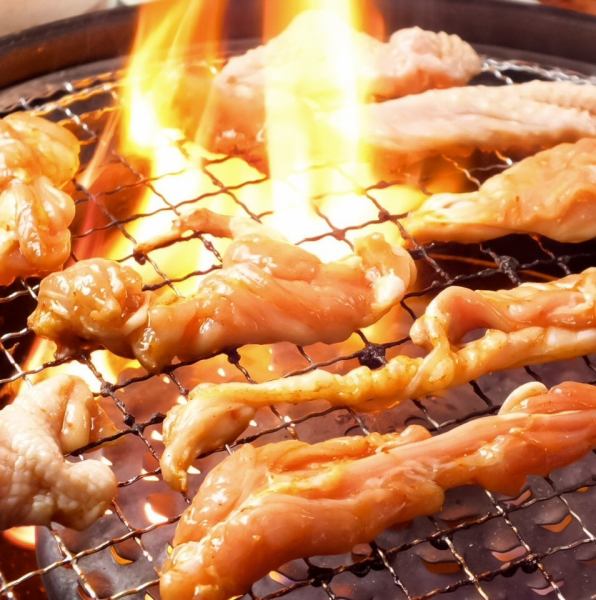 赤から看板鶏焼肉「鶏セセリ」プリプリでやみつき！