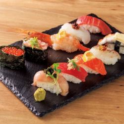 Assorted 10 pieces of nigiri sushi (top)