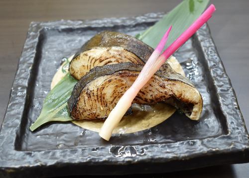 西京味噌烤銀鱈魚