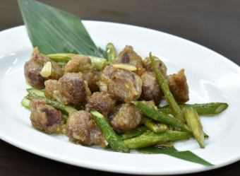 Stir-fried Gizzards and Asparagus with Garlic and Yuzu Pepper