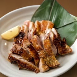 名古屋交趾鸡腿，整块烤制