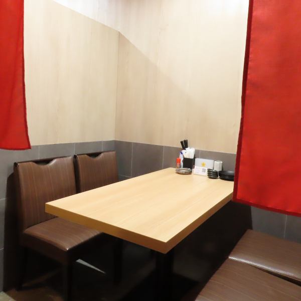 個室や半個室が豊富！プライベート和空間で北海道食材の炉端焼き、本格焼き鳥を堪能！香ばしい炉端の香りとじっくりと焼くことで凝縮された旨味を心ゆくまでお楽しみください♪＜歓迎会・送別会・宴会・団体様歓迎！＞