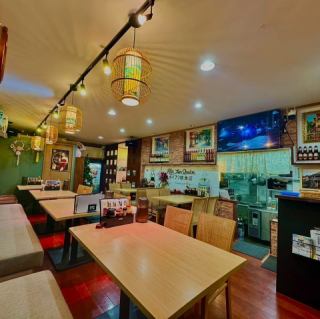 We also welcome private reservations for groups of 20 or more people. *Reservations must be made at least 3 days in advance.