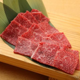 [100 minutes of all-you-can-eat and drink with Kuroge Wagyu beef from Miyazaki prefecture] Top-quality all-you-can-eat + all-you-can-drink with draft beer and brand shochu 6,500 yen (tax included)