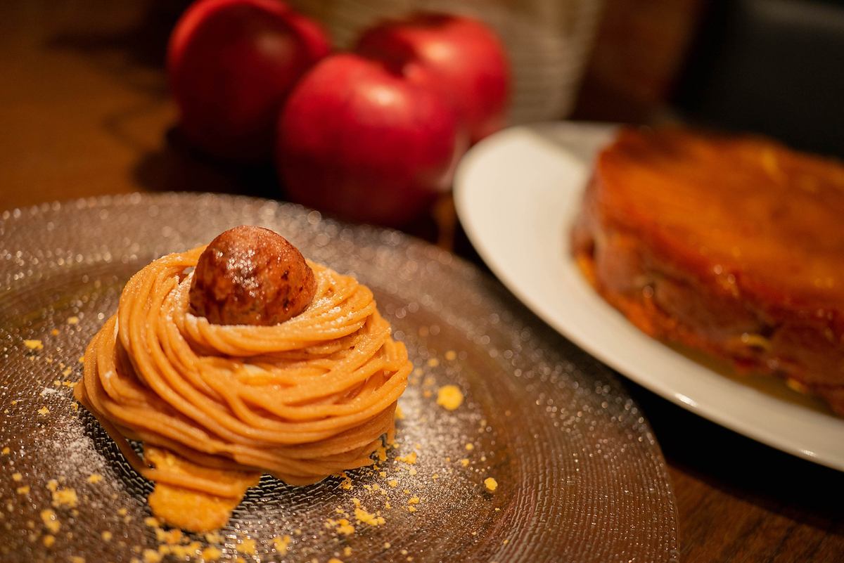 前菜からドルチェまで、手作りにこだわった料理をお届けします。