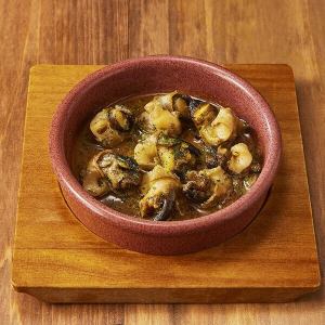 홋카이도산 고구마의 마늘 버터 구이