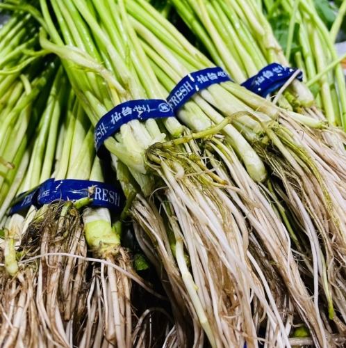 寒い時期にはせり鍋!その他鍋もございます!