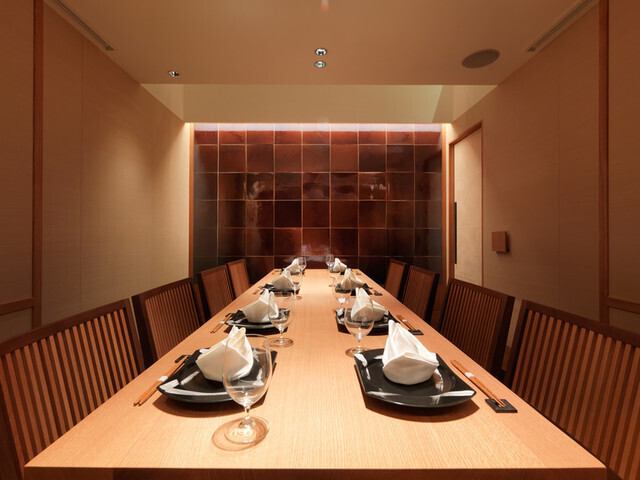 当店が誇るお料理の数々と落ち着いた雰囲気をご利用ください。