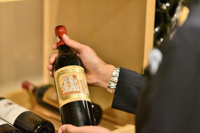 お酒の品揃えにも力を入れており好みに合わせてご提供致します。