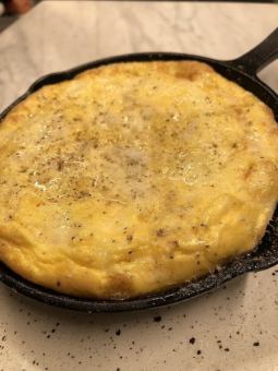 Kiln-baked cheese omelet with a scent of truffles
