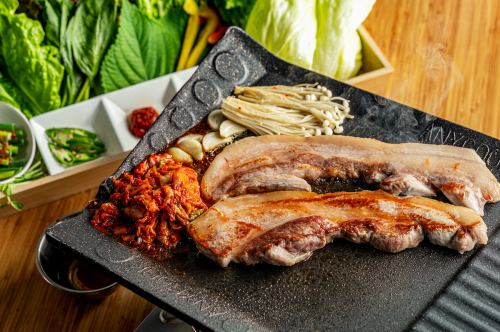 ★Samgyeopsal with plenty of vegetables★Recommended for girls' night out or dates!