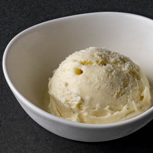 Vanilla Icecream