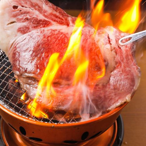 [Extra-large ribs] Ribeye steak that sticks out!