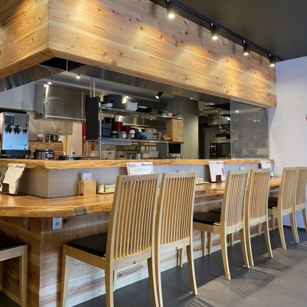 [Counter] We have comfortable counter seats for singles and couples.You can dine in a calm Japanese space, so it's perfect for celebrations such as birthdays and anniversaries.