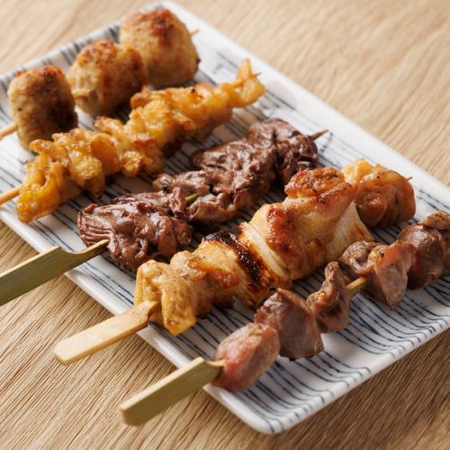 [Skewered Yakitori] Available at a low price starting from 218 yen for 2 pieces ♪ Yakitori finished with special sauce is exceptional ◎