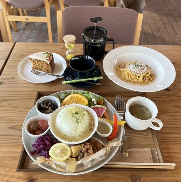 〈1日限定20食〉まるごと野菜とLEAFの恵み 産みたて卵のごちそうコース(ドリンク、スイーツ付) 
