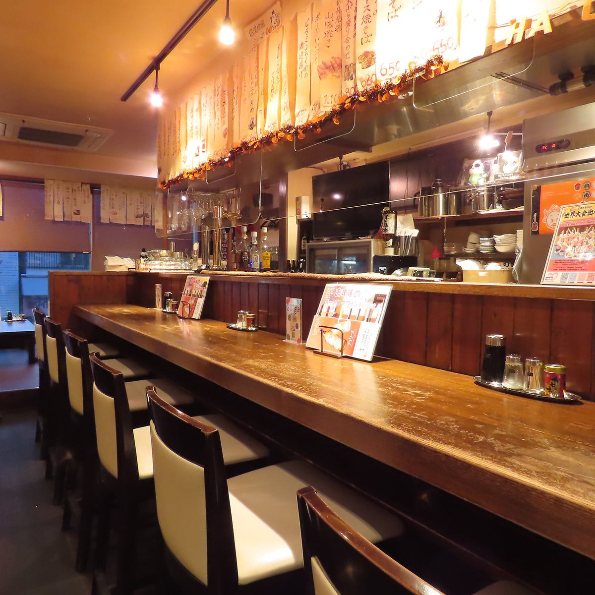 2階にある櫻井。アットホームな隠れ家的雰囲気の店内です。