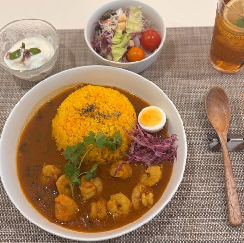 薬剤師が仕立てる薬膳カレー