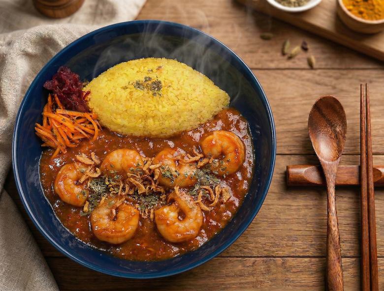 エビチリ薬膳カレー