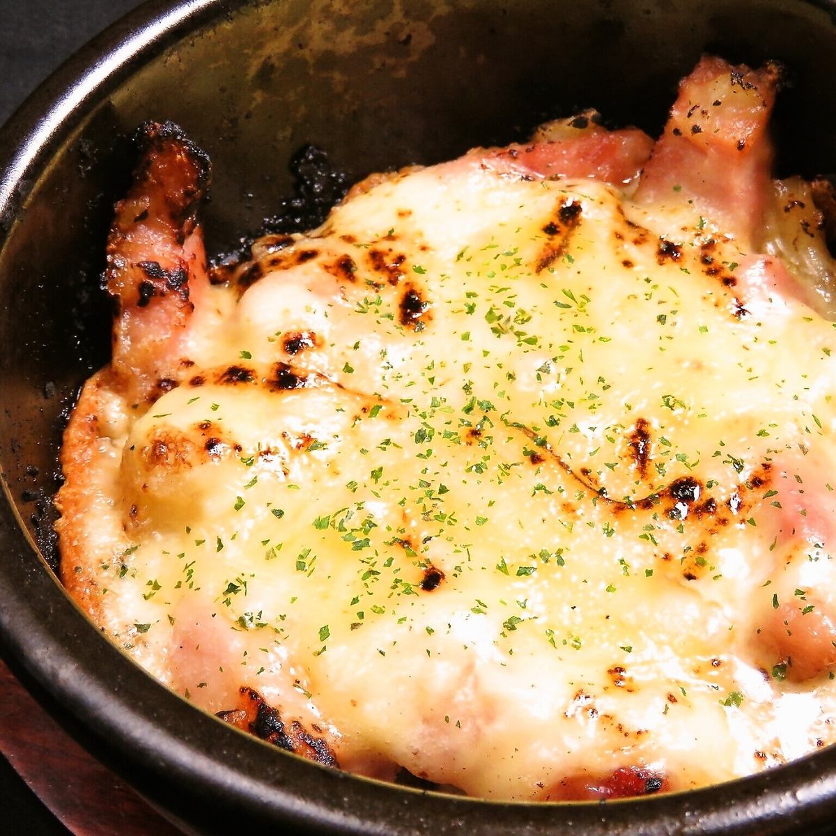 推荐给女生聚会！物超所值！还可以享用奶酪和蒜蓉酱！