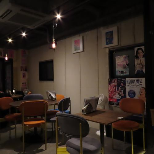 イノベーティブな店内