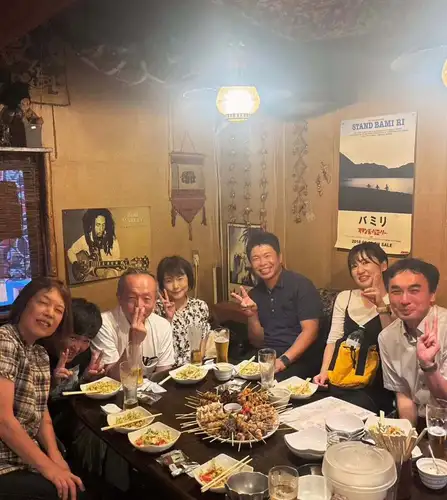 Happy Birthday 〜♪
大人気!誕生日企画
『歳の数だけ焼き鳥プレゼント』ご予約承り中!
ビックリなサプライズ!
20歳なら20本 50歳なら50本!
年齢分の焼き鳥をプレゼント♪
誕生日の前後3週間までが期限となります。
ぜひご利用ください。
※ 4名様以上/前日までに要予約/4500円以上のコース予約、
または飲み放題(2400円)ご利用のお客様に限ります。
混雑を避けるため、1日1組様限定とさせていただきます。
☆営業時間:火曜〜日曜17:00〜25:00
(料理LO24:00 ドリンクLO24:30)
☆定休日:月曜
#happybirthday #誕生日プレゼント
#プレゼント #プレゼント企画
#やきとり
https://www.hotpepper.jp/strJ000381021/