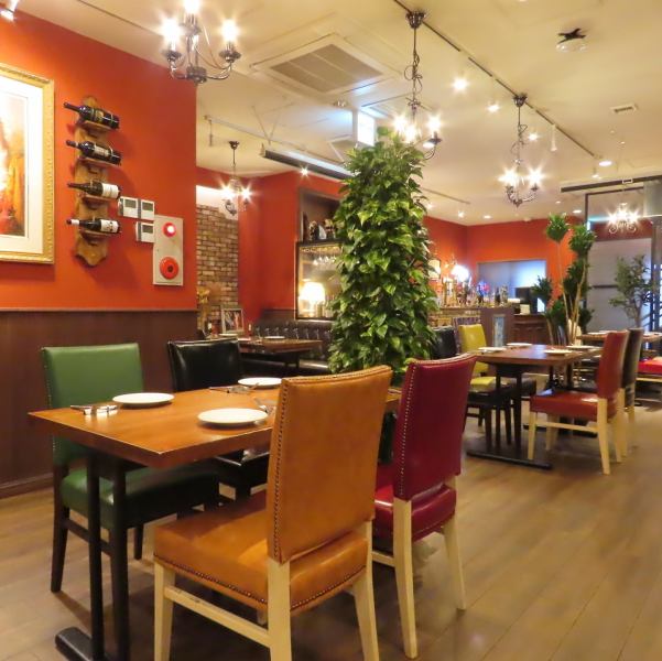 様々なシチュエーションを雰囲気たっぷりに演出。デートから仲間との飲み会などなど周りを気にせずにお楽しみ頂けます。