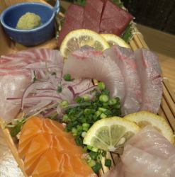 お刺身盛り合わせ5種