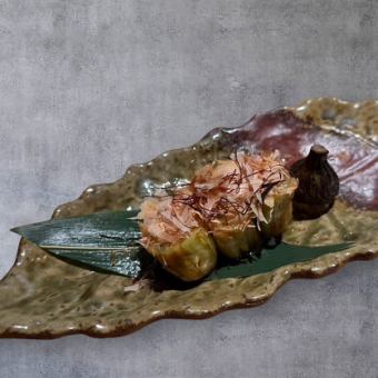 用日式高湯醃製的茄子
