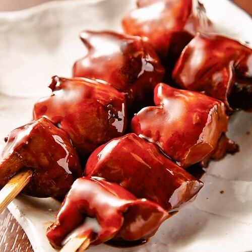 王様レバー（たれ・ごま油塩・にんにく味噌）1本290円！