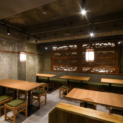 <p>【ご宴会24名様！】和の趣を感じる宴会スペースは最大24名様！店内貸切は最大54名様可能です！お気軽にお問い合わせください！</p>