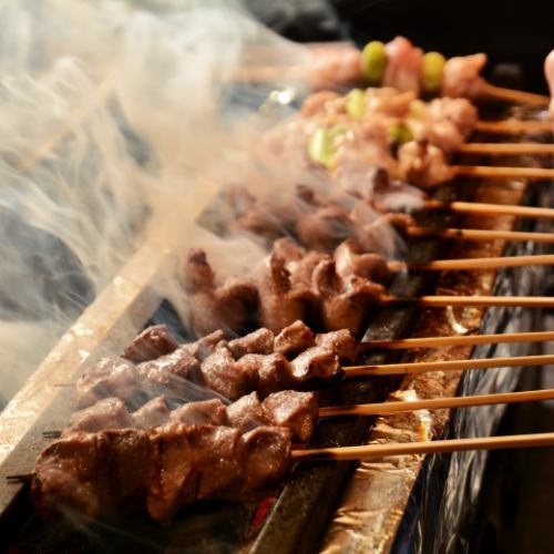 【朝引きの奥三河どり使用！】炭火で焼き上げる絶品焼き鳥！