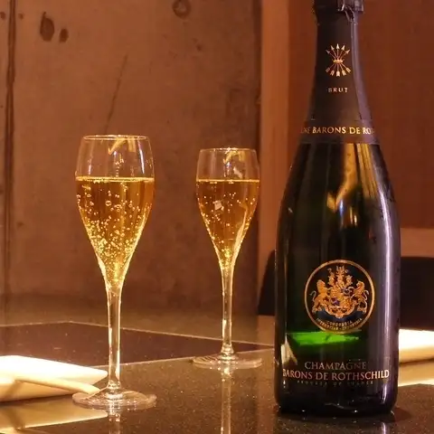 ビールやワイン、日本酒などお肉に合うドリンクを豊富にご用意◎