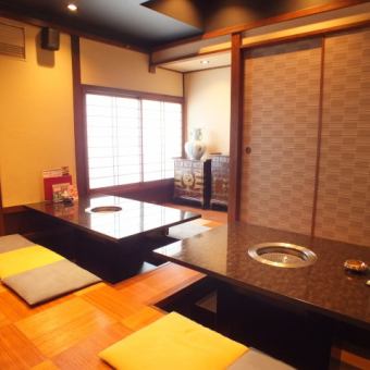 2階6名様掘りごたつ式座敷が6席ございます。
