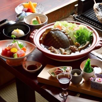 Soft-shelled turtle and black-bone chicken "Chinese herbal soup hot pot course" All-you-can-eat course for 120 minutes, including carefully selected soft-shelled turtle from Oita Prefecture 8980 yen ⇒ 7980 yen