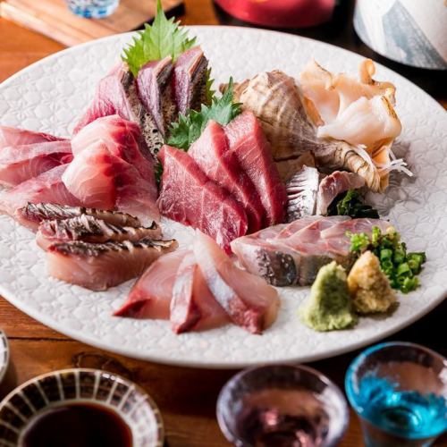 Three kinds of sashimi assortment