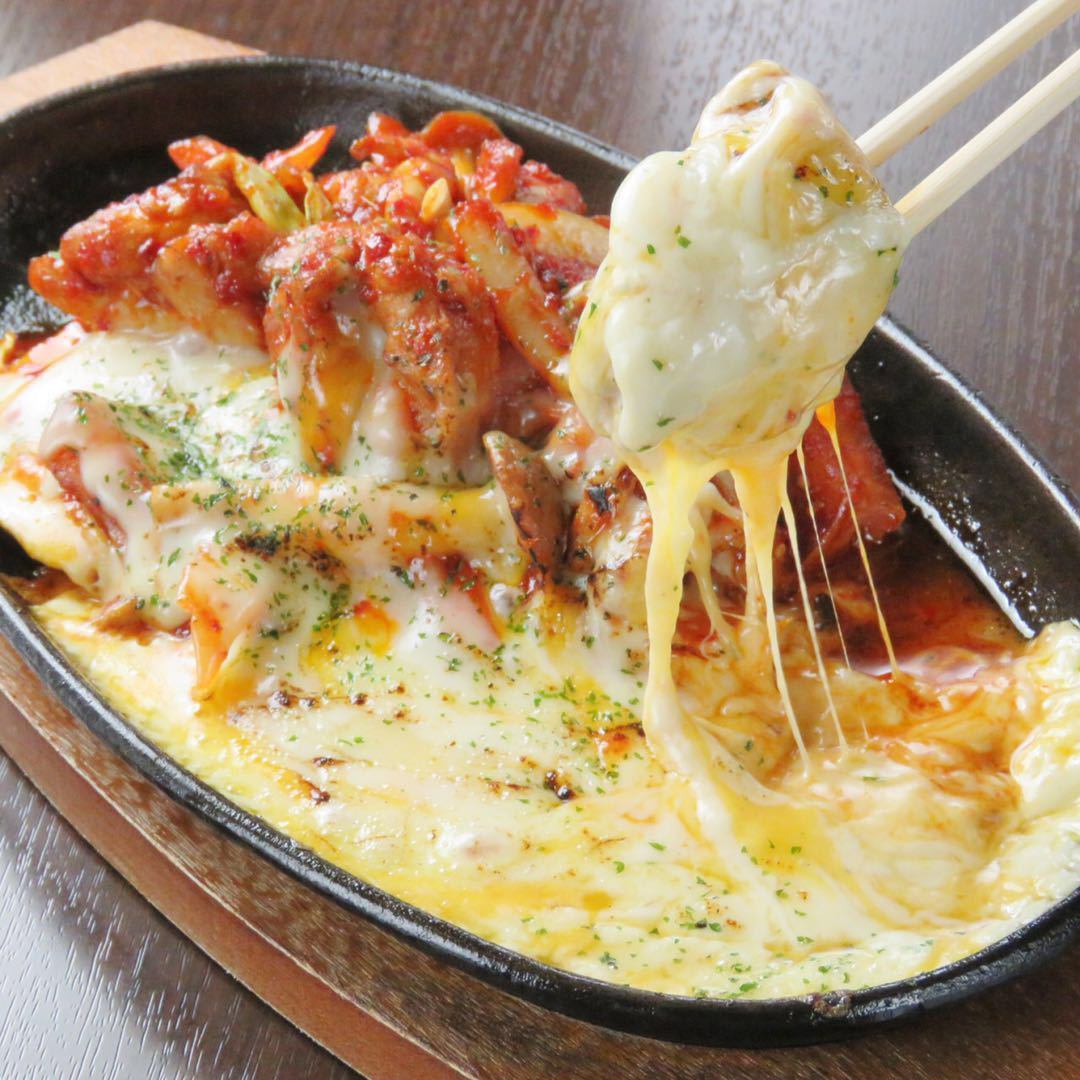 Superb authentic Korean cheese gimbap and cheese dakgalbi!
