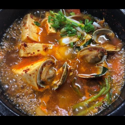 牛筋蛤蜊豆腐jjigae